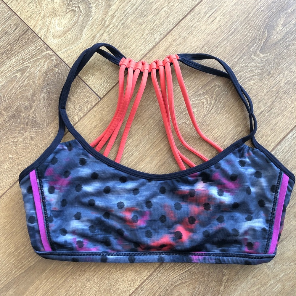 Lululemon Free to Be Wild Sports Bra Small